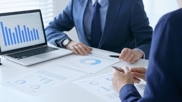 Reviewing Financial Data Analyzing Charts And Graphs